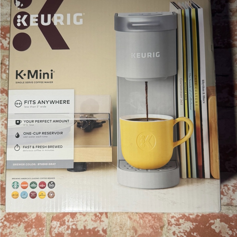 Keurig K-Mini Coffee Maker in Light Gray